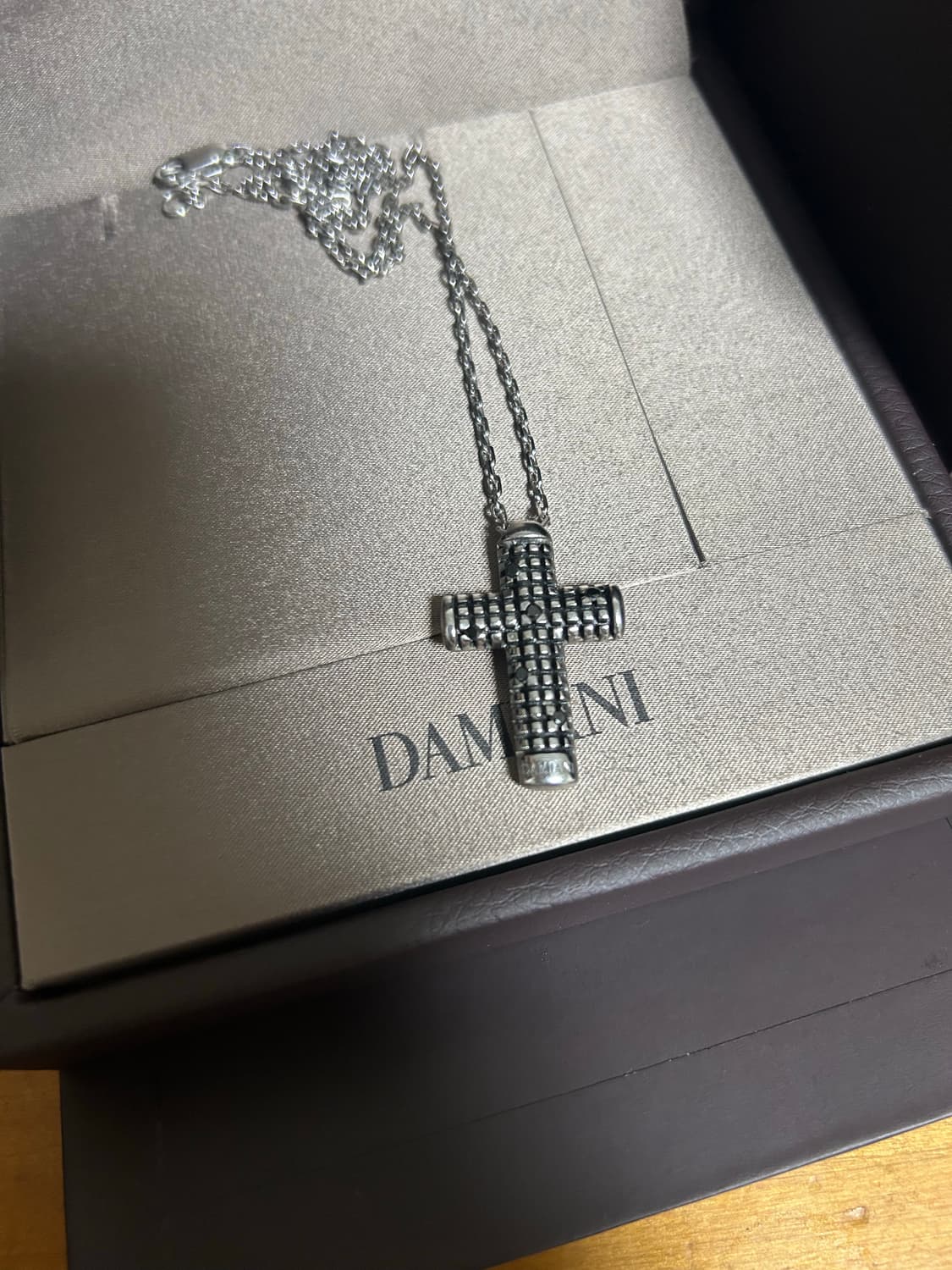 다미아니 메크로 폴리탄 십자가 목걸이 상품이미지2