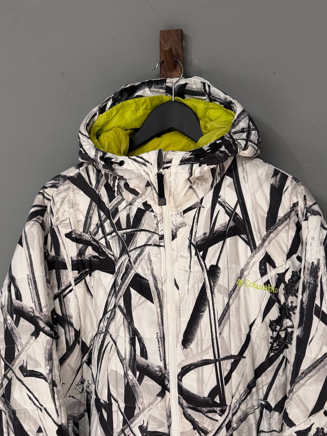 컬럼비아 옴니쉴드 리얼트리 후드 푸퍼자켓  상품이미지2