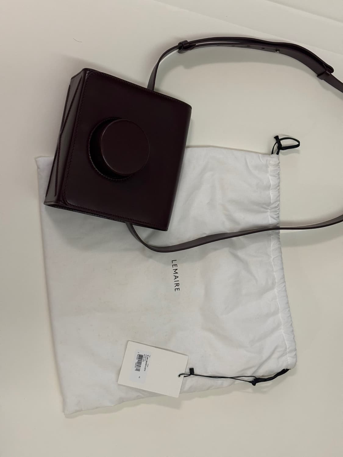 르메르 카메라맥 미디움 레드 와인 상품이미지2