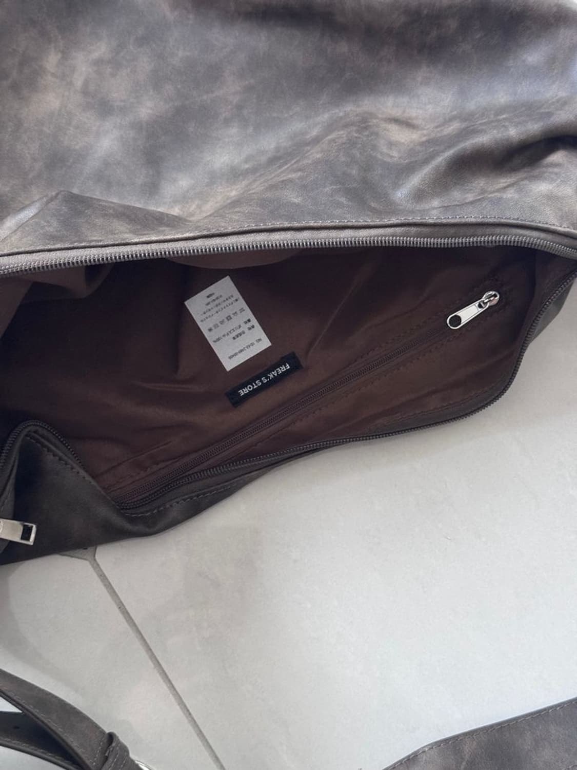 STADS ROUND SHOULDER BAG 스태즈 라운드 숄더백 상품이미지6