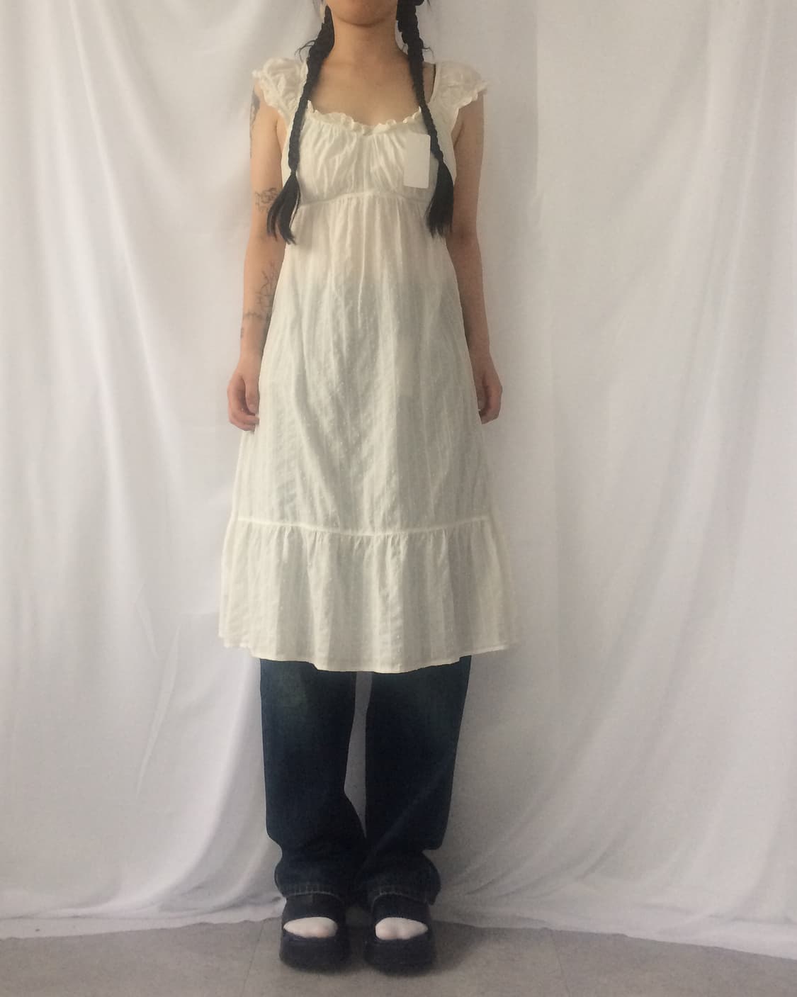 Dot pattern frill sleeveless onepiece 상품이미지1