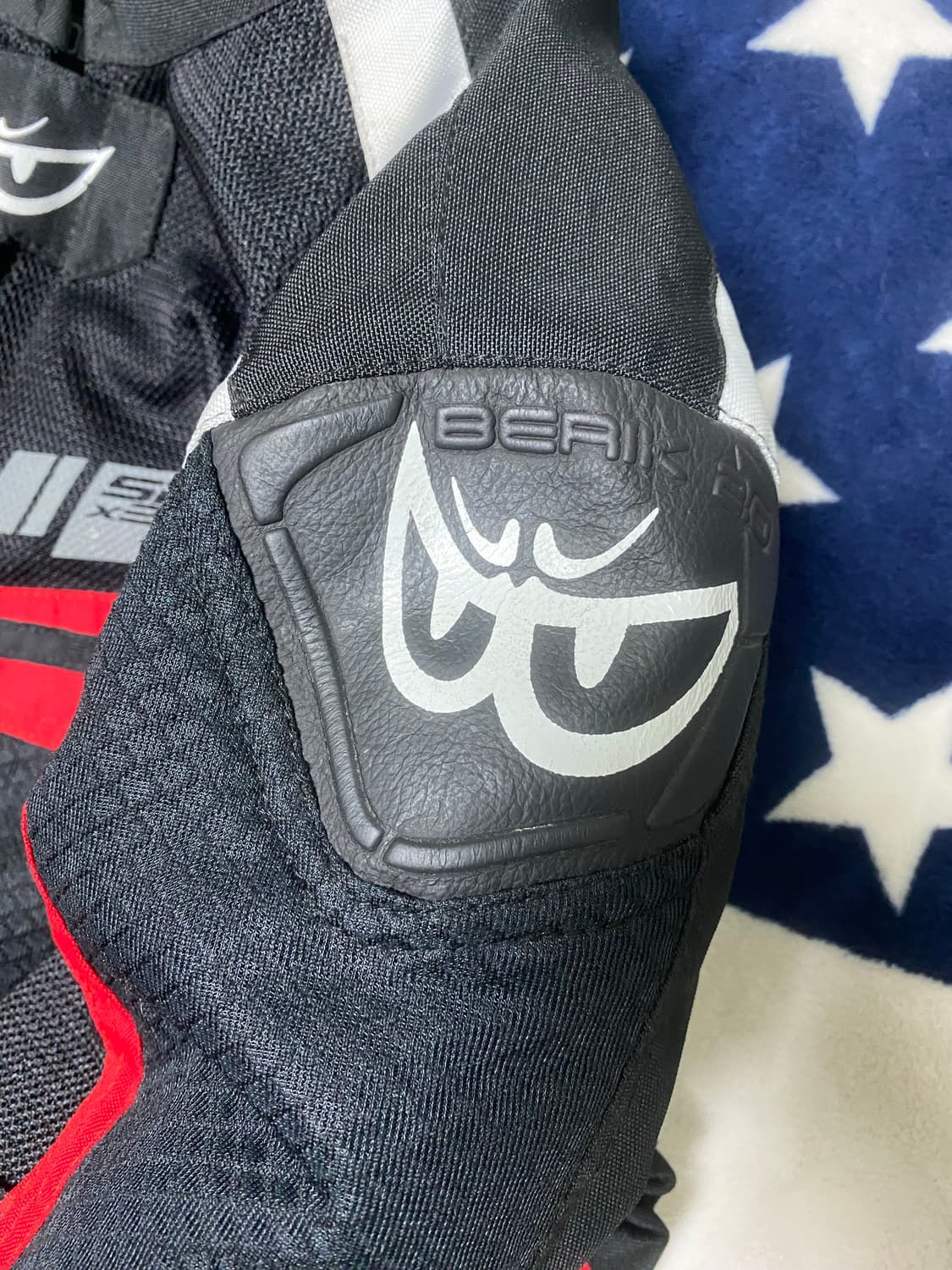 베릭 메쉬 바이크 자켓 상품이미지7