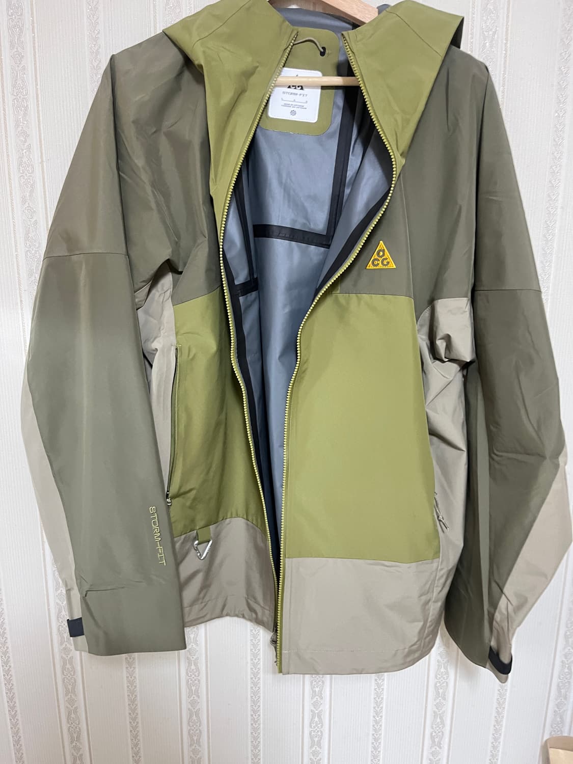 나이키 ACG Storm-Fit ADV Cascade 자켓 L 올리브 상품이미지1
