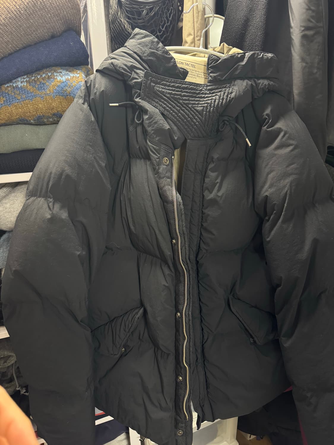 텐씨 아틱 다운 파카 블랙 50사이즈 팝니다! 상품이미지2