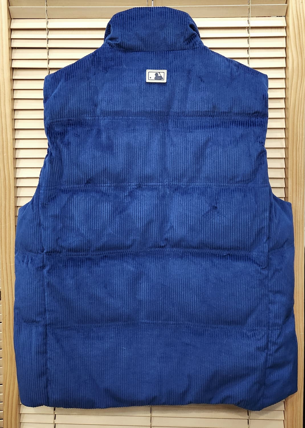 (새상품)MLB 뉴욕양키스 코듀로이 패딩 조끼XXL 상품이미지2