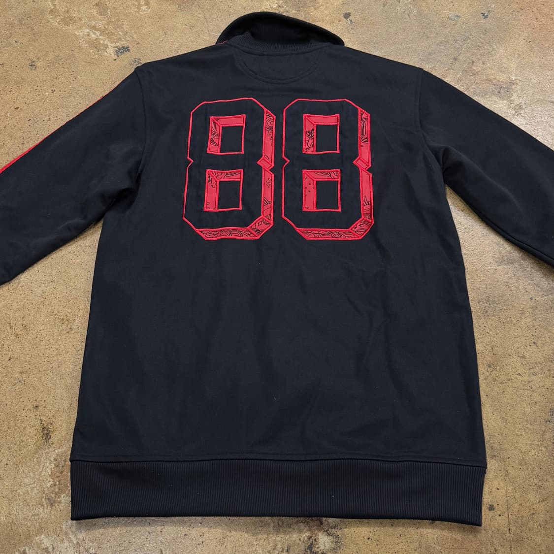 아디다스 88 백로고 블랙 레드 검빨 파이어버드 트랙탑 져지 상품이미지3