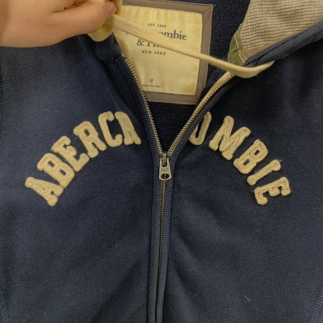 아베크롬비 y2k 와투케 네이비 후드집업 상품이미지4