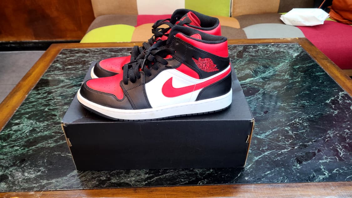 나이키 에어조던 미드1 블랙 파이어레드 275 상품이미지3