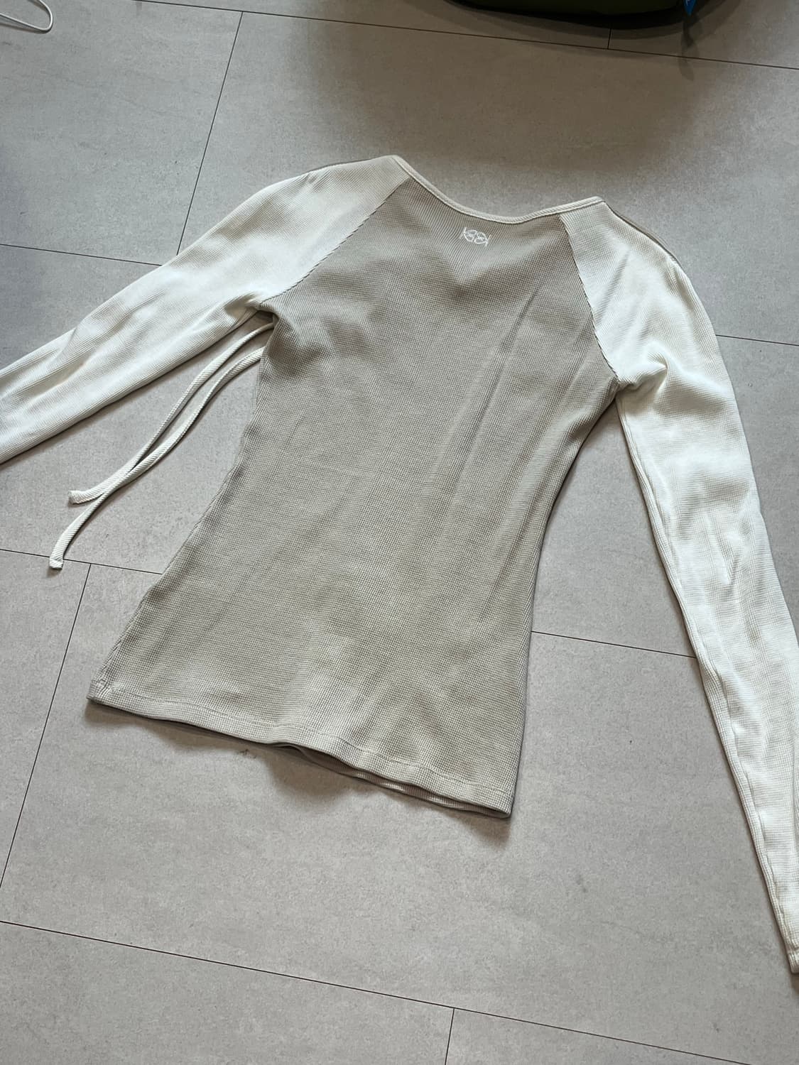 기준 래글런 컷아웃 탑 니트 S 상품이미지5