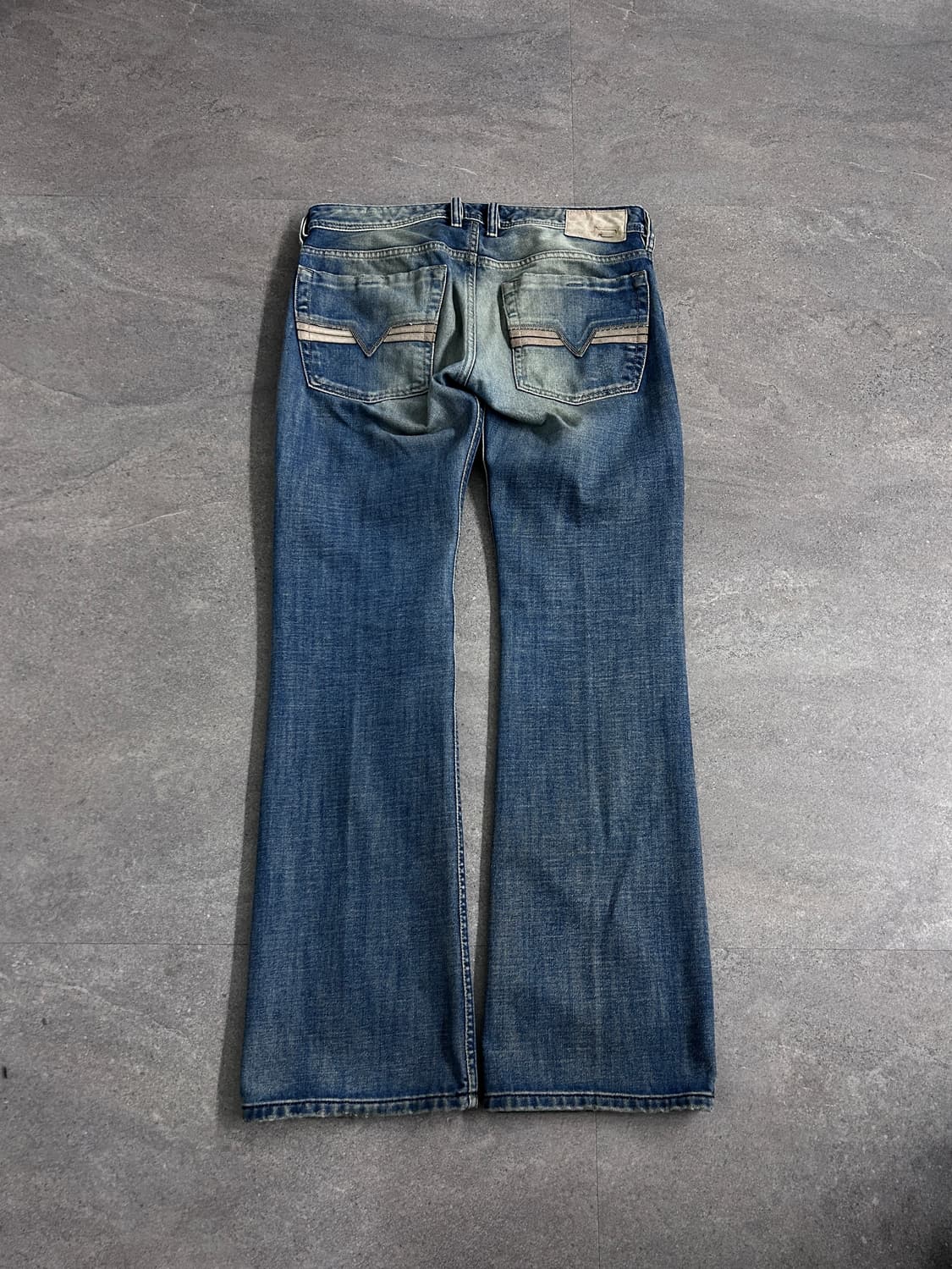 디젤 자티니 미드 워싱 데님 팬츠 상품이미지6