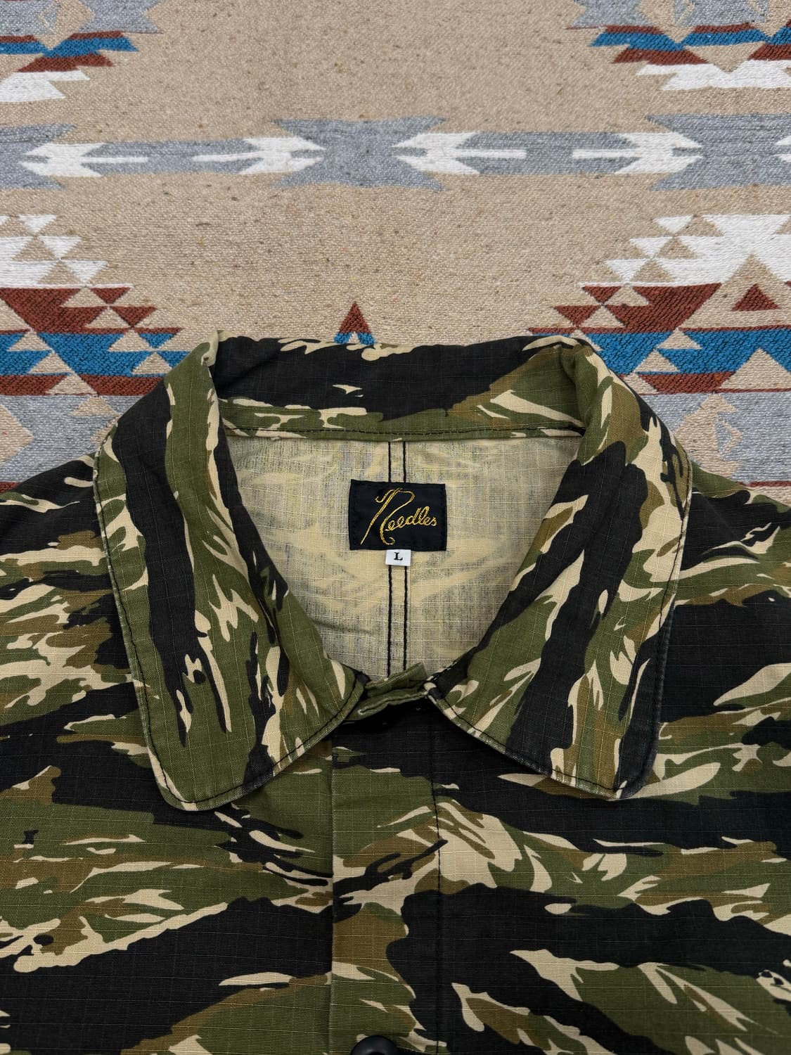 [L] 니들스 D.N 커버올 카모 플라쥬 초어 자켓 상품이미지2