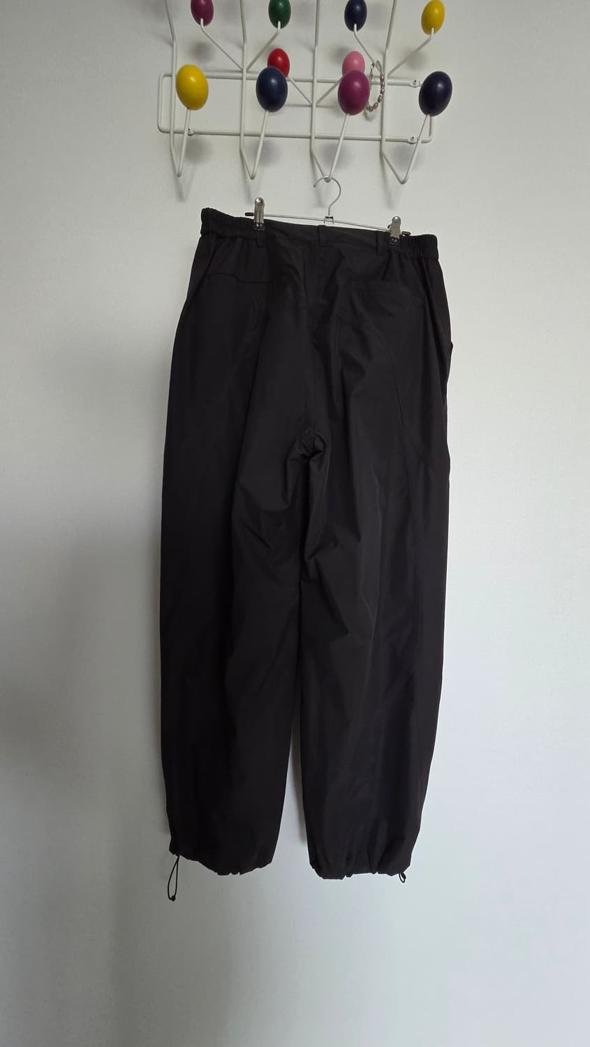 산산기어 2.5L 윈드블락 팬츠 블랙 3사이즈 23FW 상품이미지2