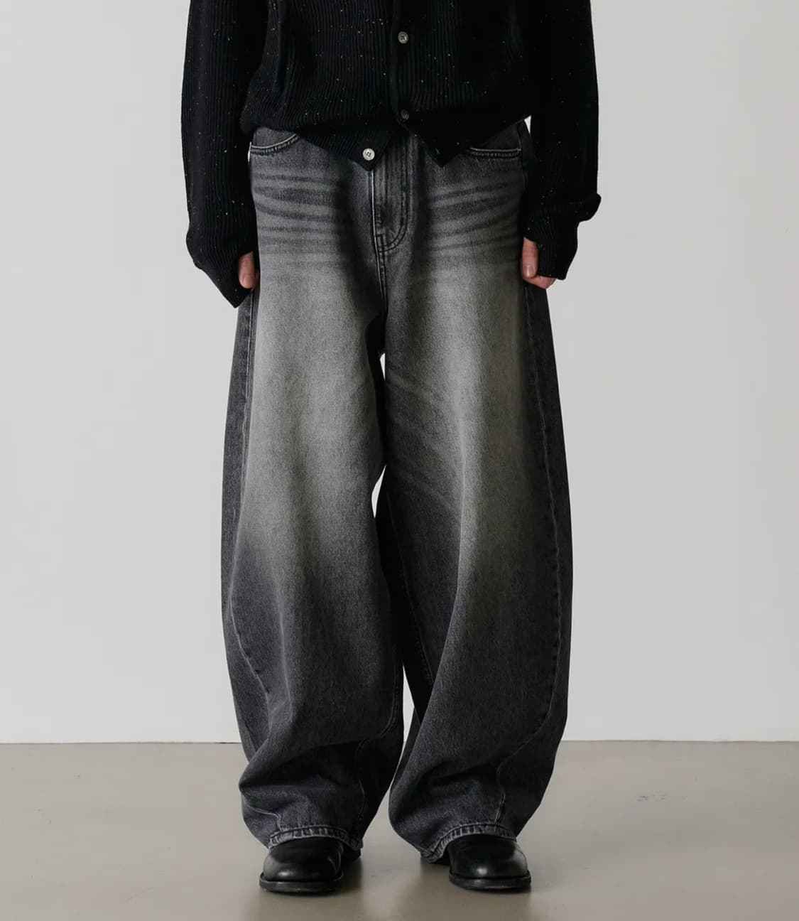 노운 와이드 커브드 데님 팬츠 블랙 0사이즈 상품이미지1