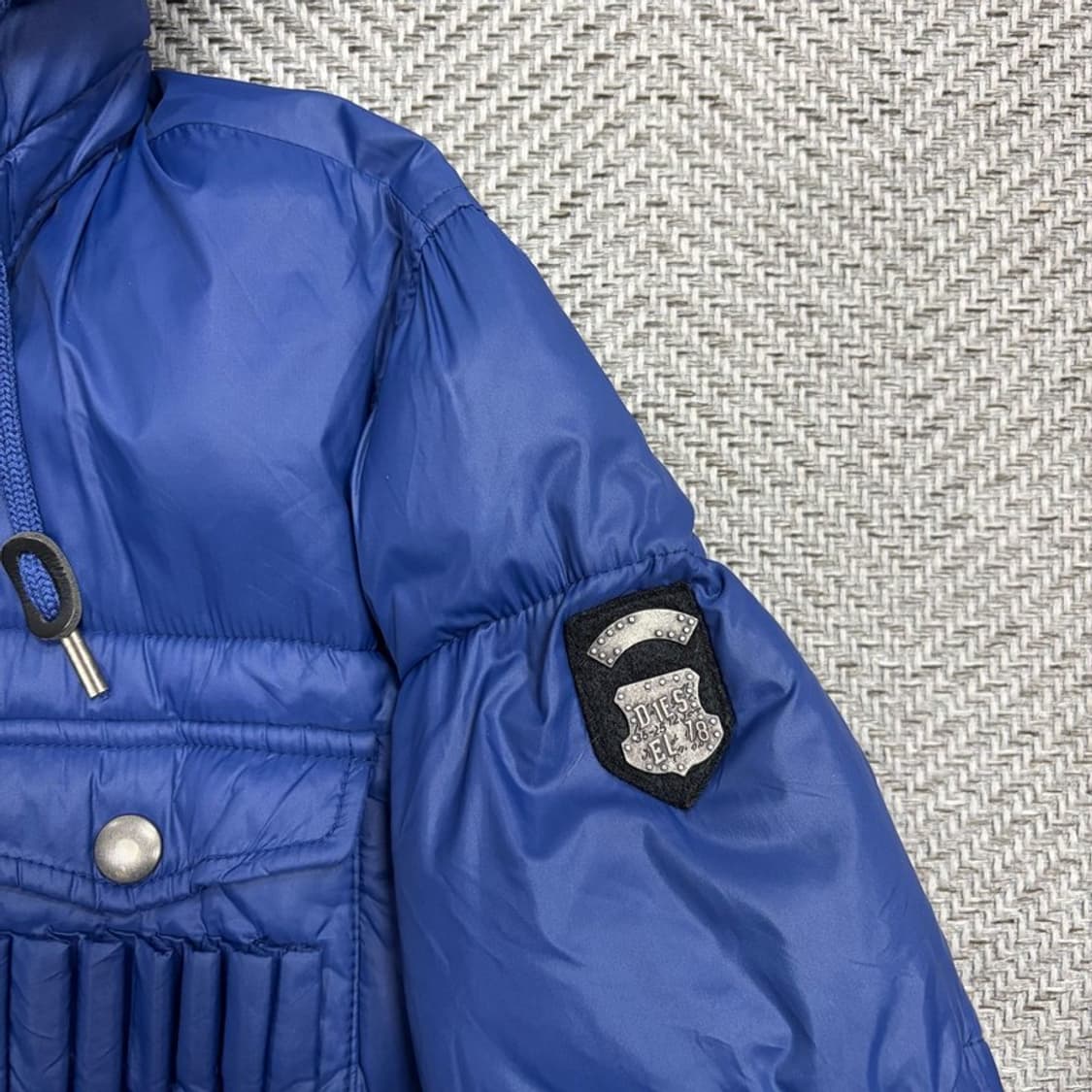 디젤 펑크 디테일 패딩 v1536 상품이미지5