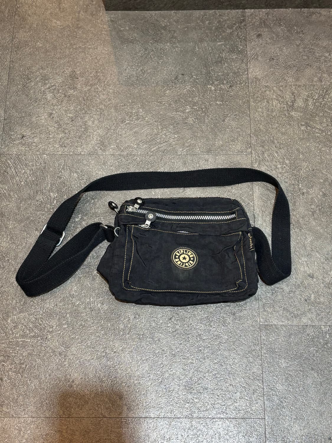 키플링 크로스백 가방  상품이미지2