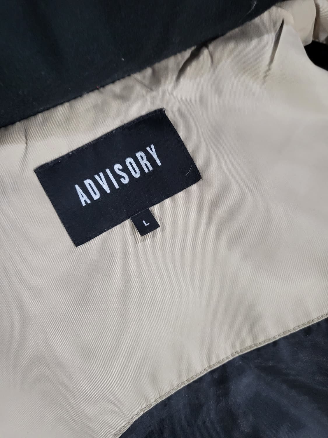 어드바이저리 패치 베이지 패딩자켓 상품이미지6