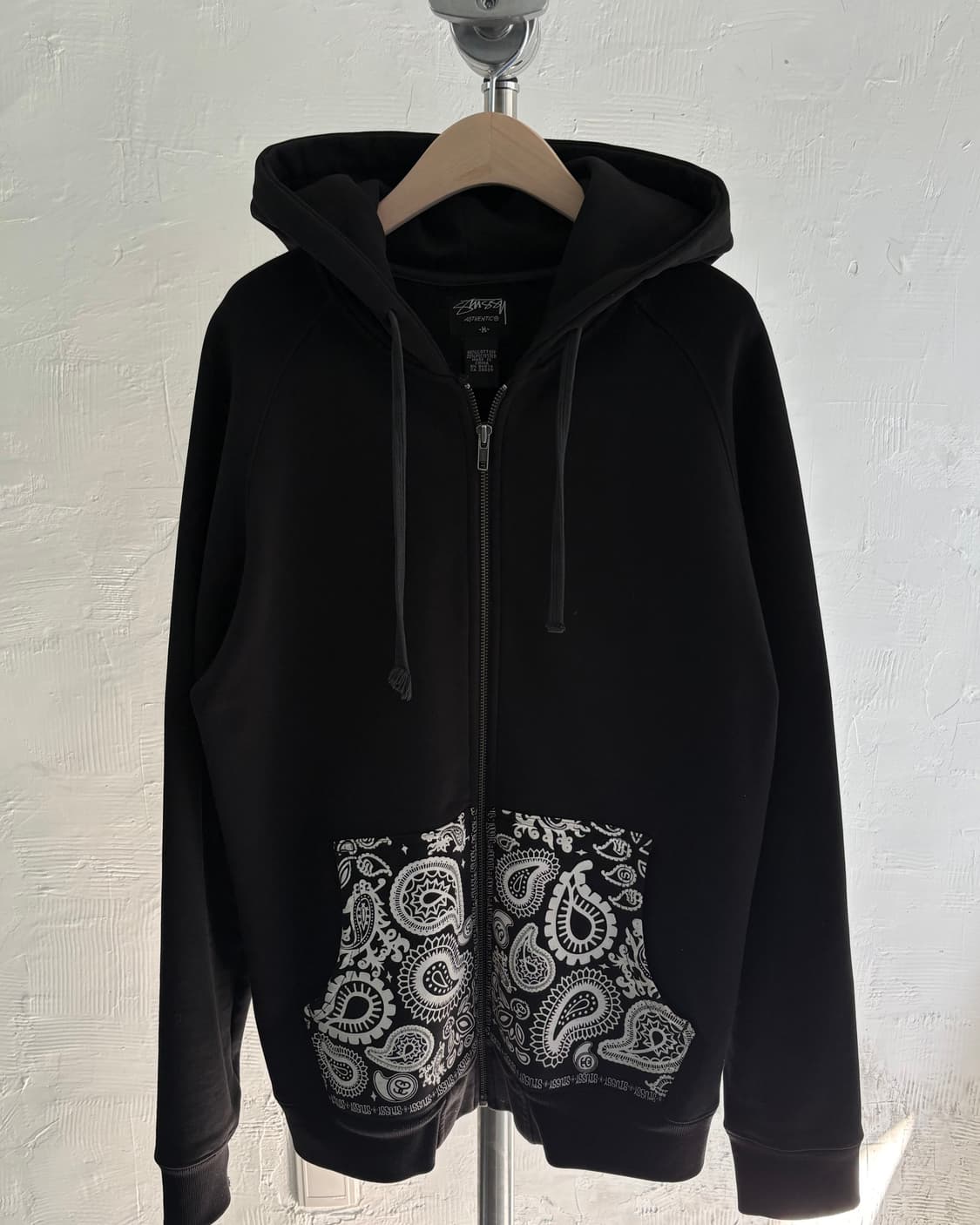 Stussy 스투시 00‘ 페이즐리 블랙 후드 집업  상품이미지1