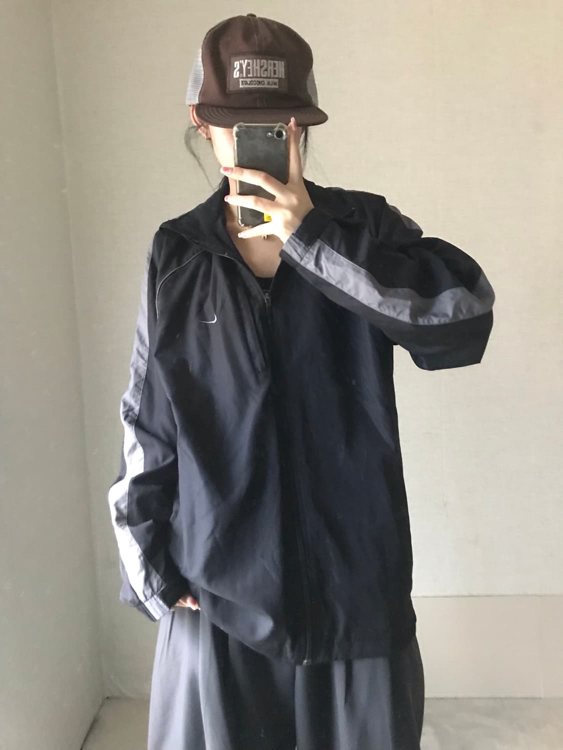 나이키 블랙 오버핏 바람막이 상품이미지2