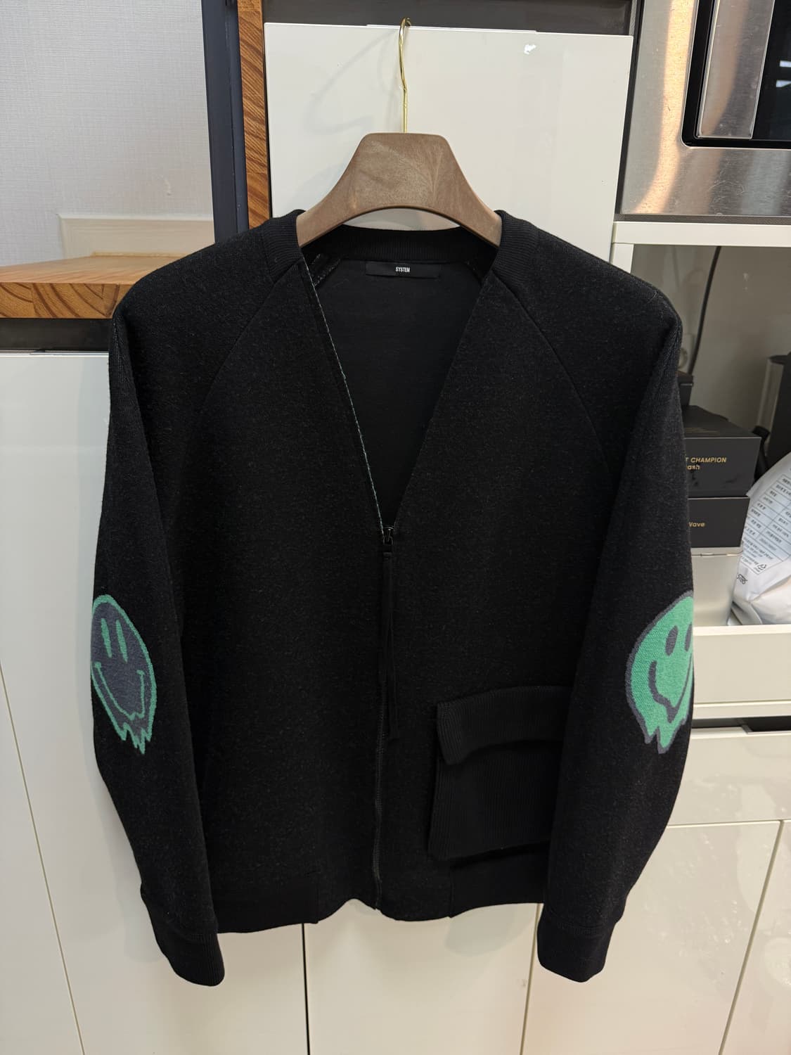 시스템옴므 멜팅 스마일 집업 가디건 100사이즈 판매합니다 ! 상품이미지1