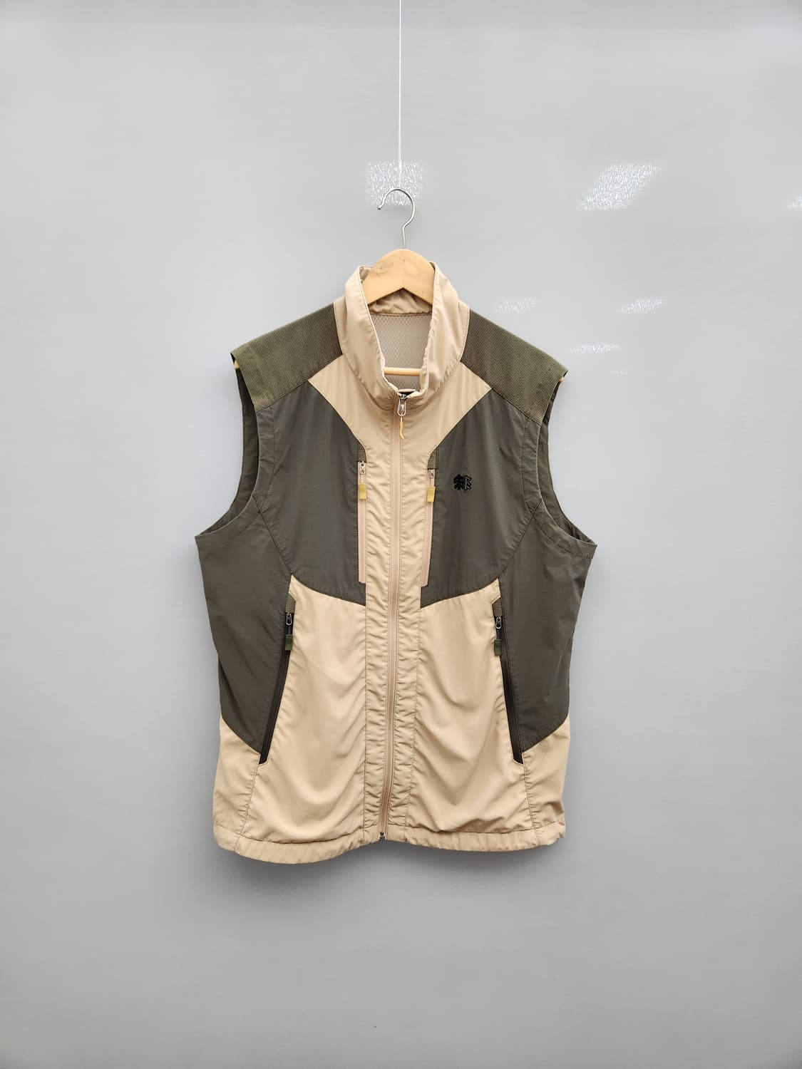 코오롱 남성 봄여름 등산조끼 상품이미지1