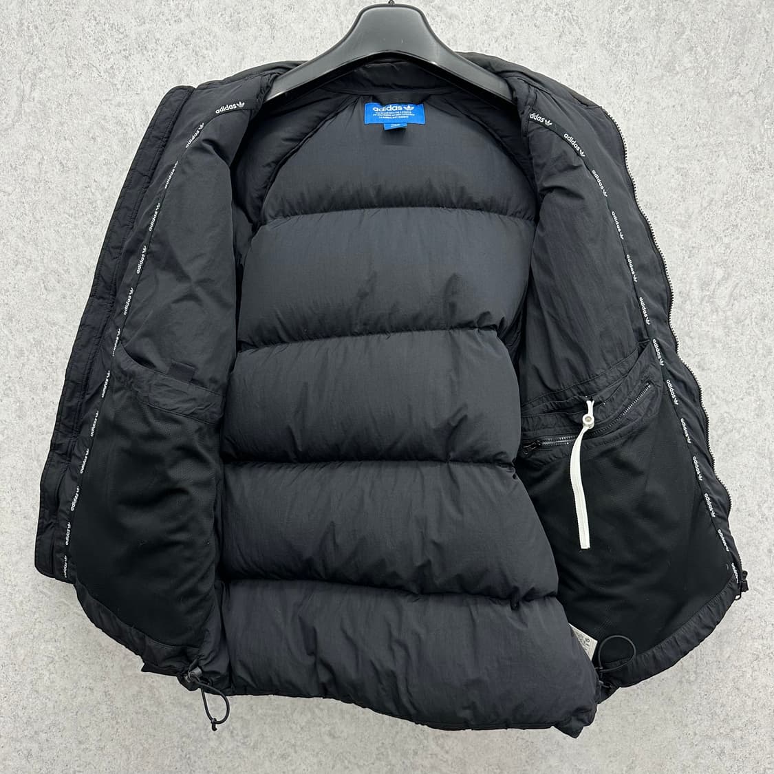 105 아디다스 남자 덕다운 푸퍼 패딩 상품이미지3