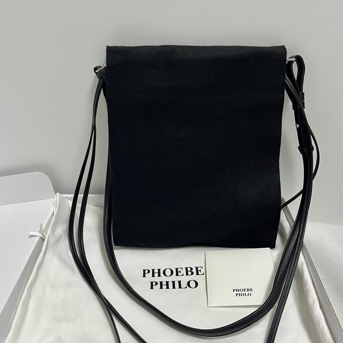 피비파일로 26ss GIG 파우치백/블랙 상품이미지5