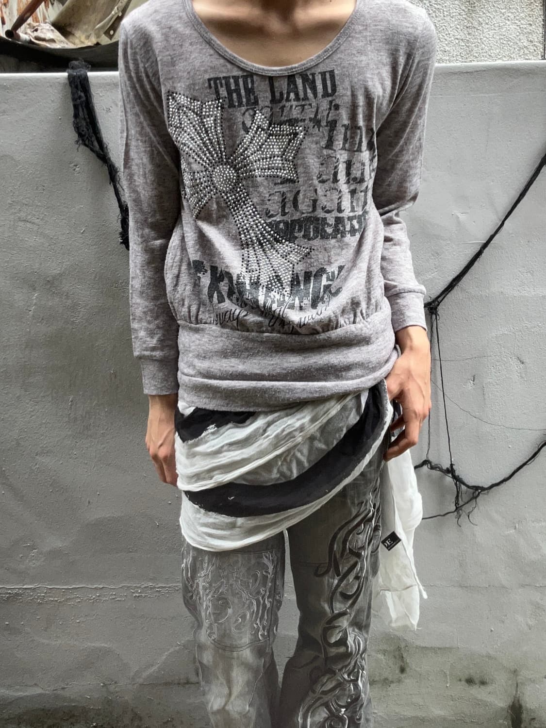 *rare design* JPN 00s 펑크 큐빅 윙 프린팅 롱슬리브 상품이미지1