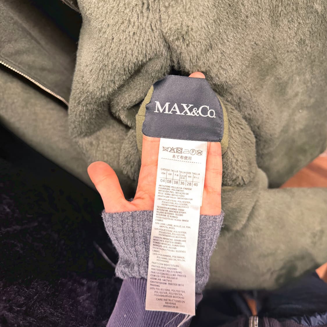 막스앤코 하프 퍼 코트 투웨이 지퍼 디테일 레귤러핏 그린 상품이미지6