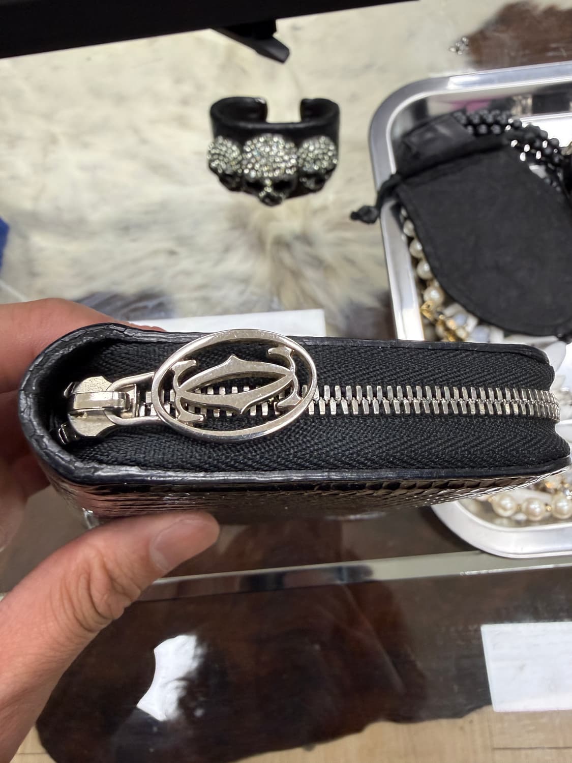 까르띠에 “Happy Birthday” 페이턴트 레더 장지갑 상품이미지4