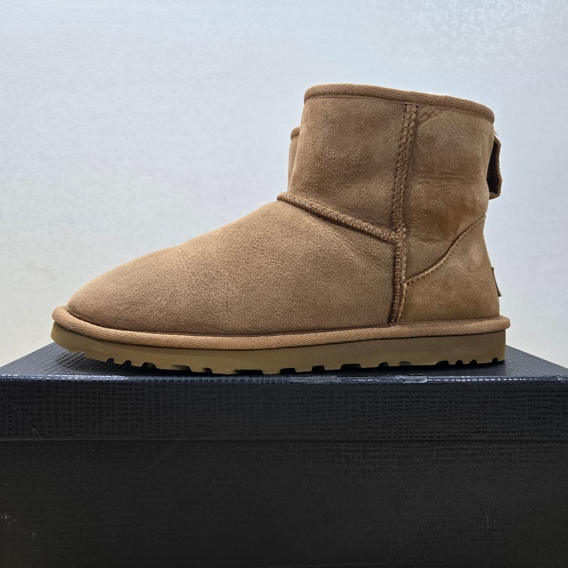 260 UGG 어그 남성용 클래식 미니 체스트넛 상품이미지3
