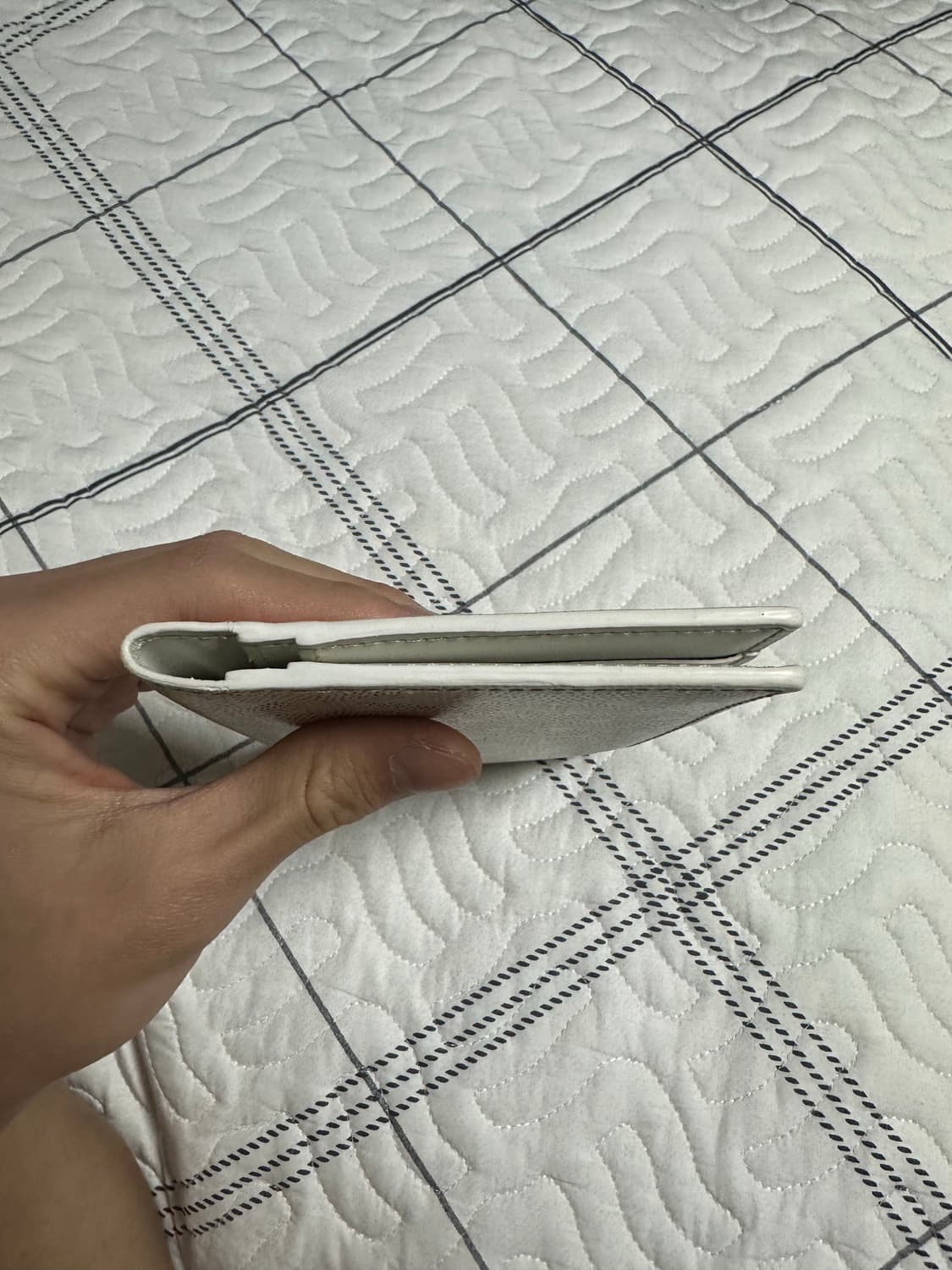 고야드 화이트 장지갑 상품이미지4