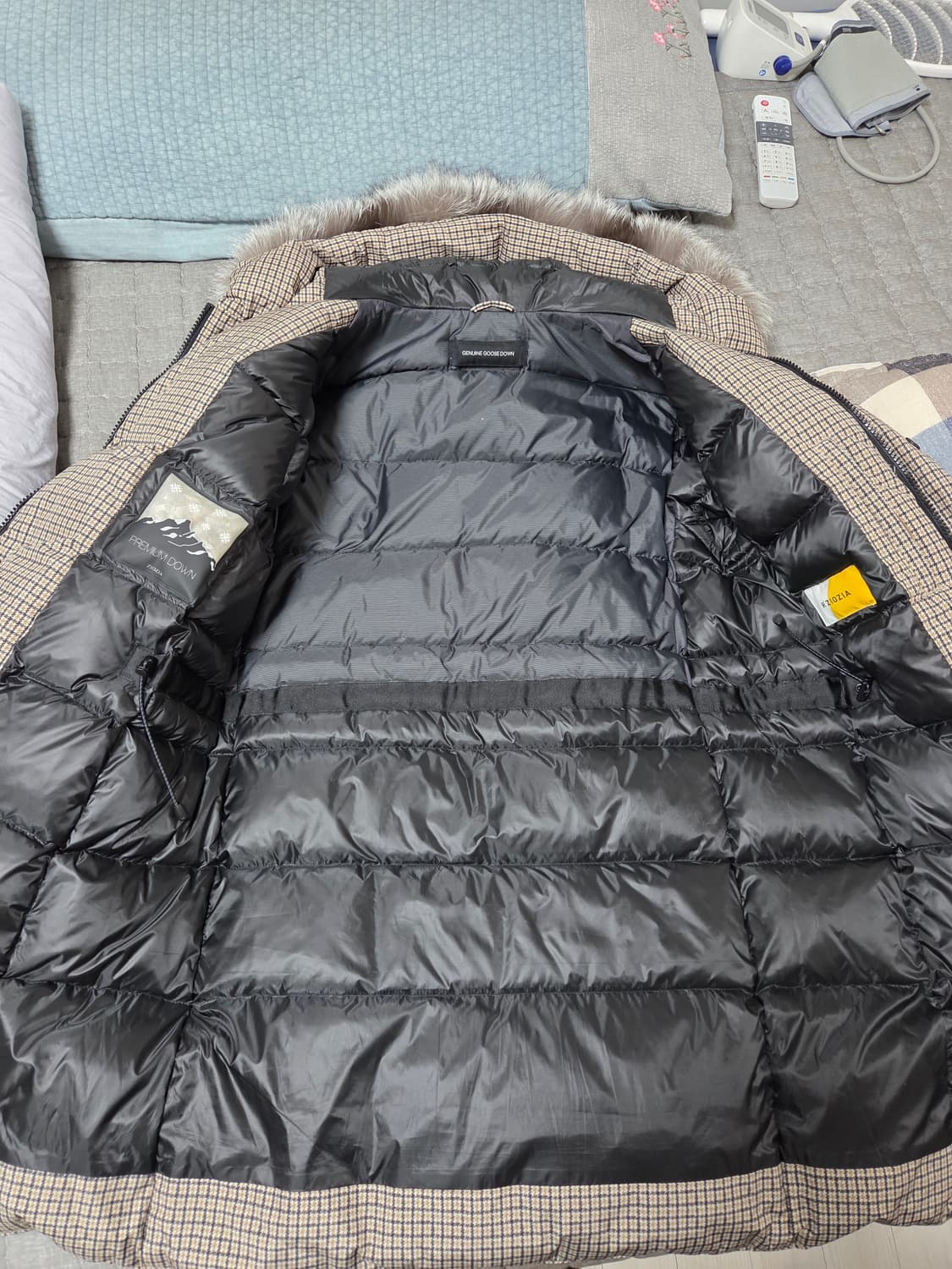 지오지아 체크 구스다운 롱패딩 상품이미지6