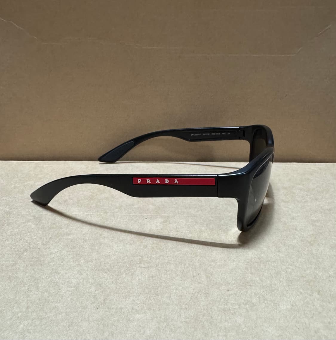 PRADa Linea Rossa sunglasses sps05v-f 상품이미지3