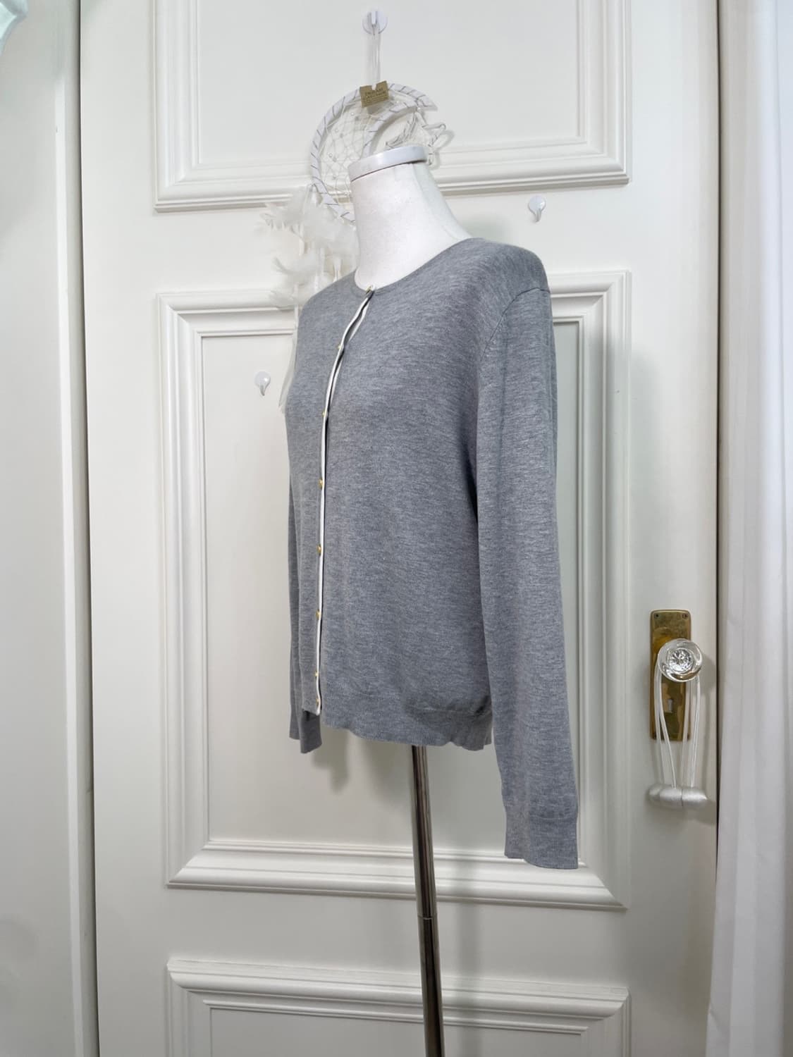 gray white lining basic cardigan(size-L) 상품이미지2