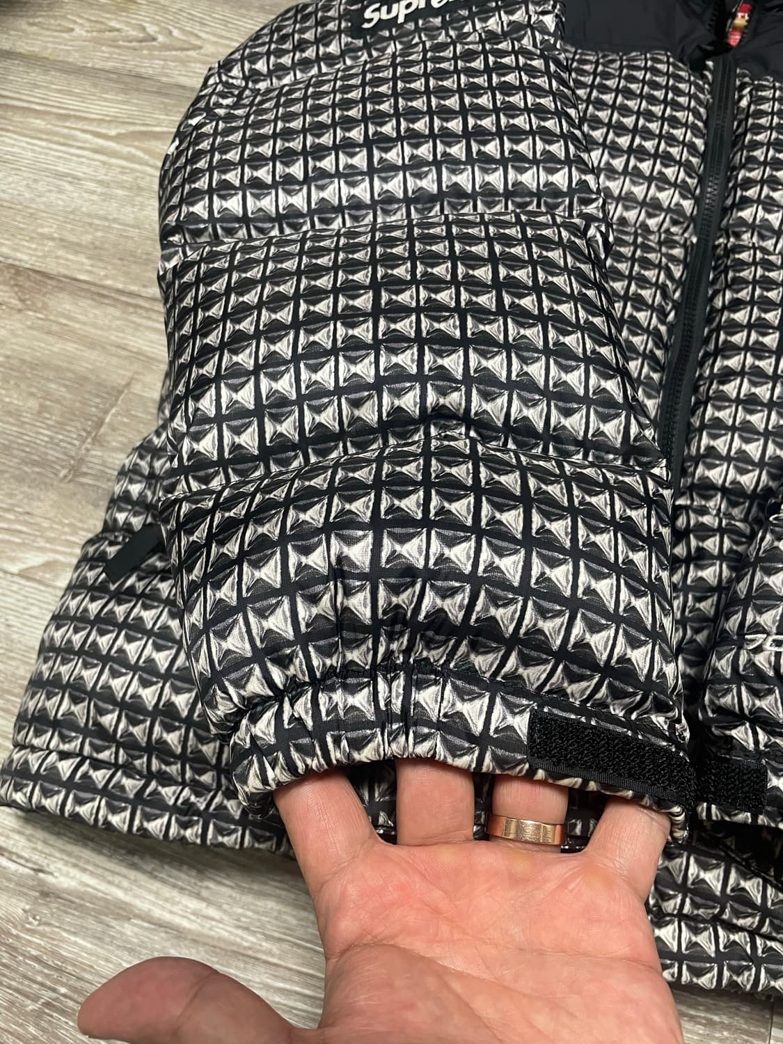 슈프림 노스페이스 스터드 눕시 상품이미지3