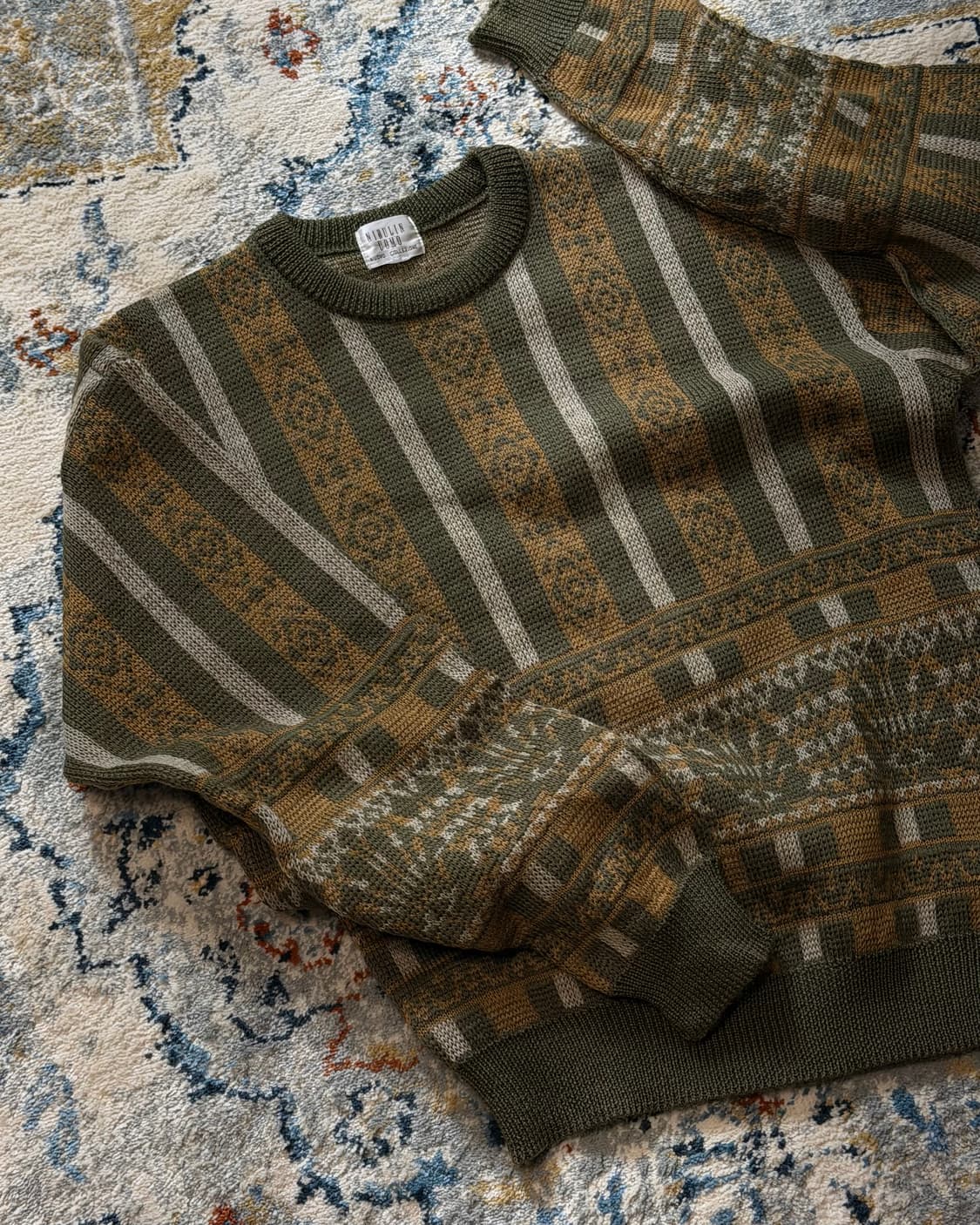 빈티지 올드스쿨 패턴 니트 스웨터 상품이미지1
