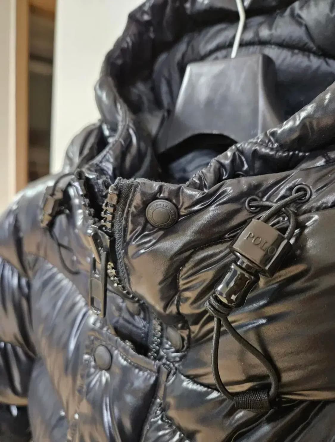 폴로 유광패딩 상품이미지3