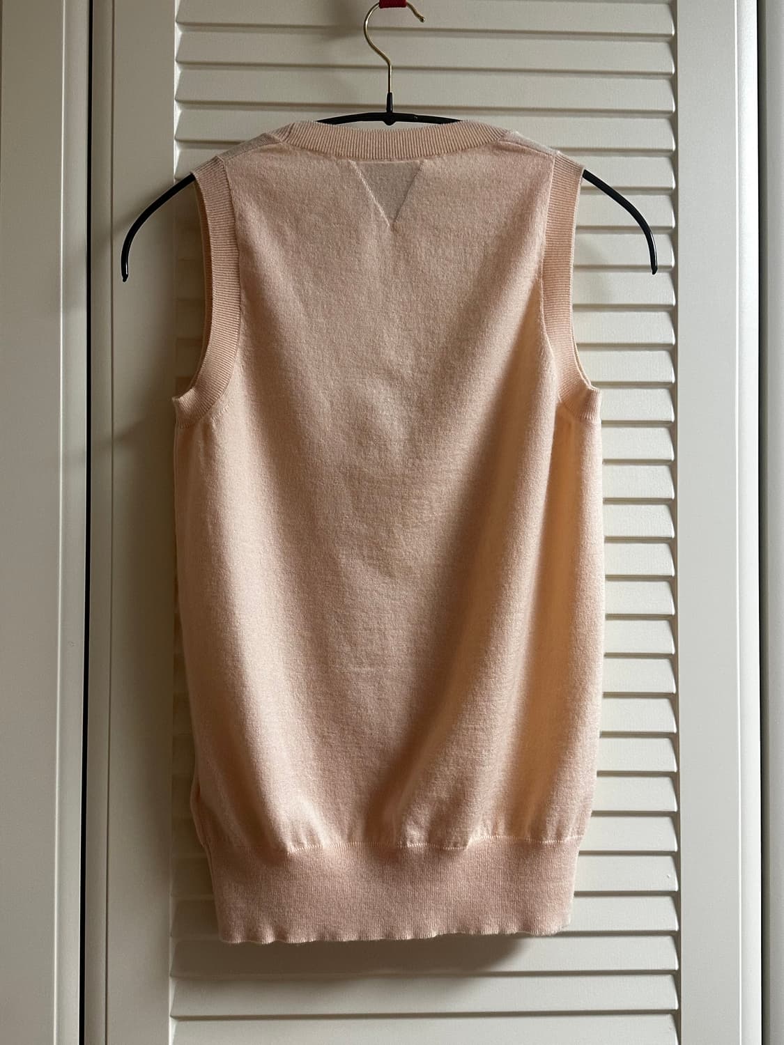 보테가 베네타 캐시미어 슬리브리스 니트 Apricot 상품이미지3