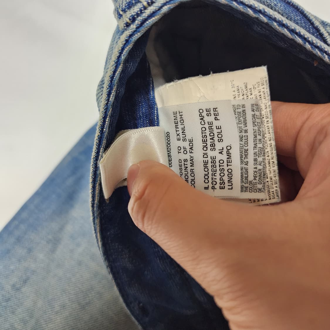 DIESEL ZATHAN 디젤 워시드 플레어 부츠컷 데님팬츠 상품이미지10