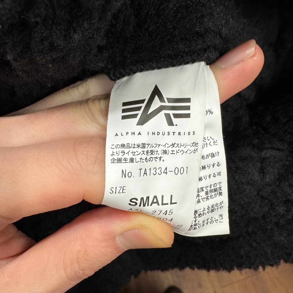 알파인더스트리 B-3 레더자켓 퍼카라 디테일 레귤러핏 블랙 상품이미지7