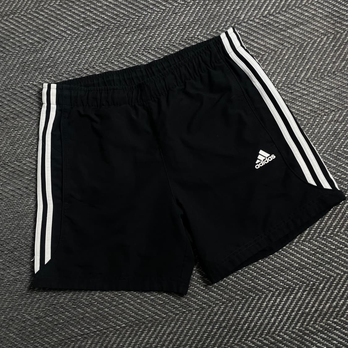 아디다스 에센셜 우븐 트레이닝 쇼츠 블랙y 4194 상품이미지1