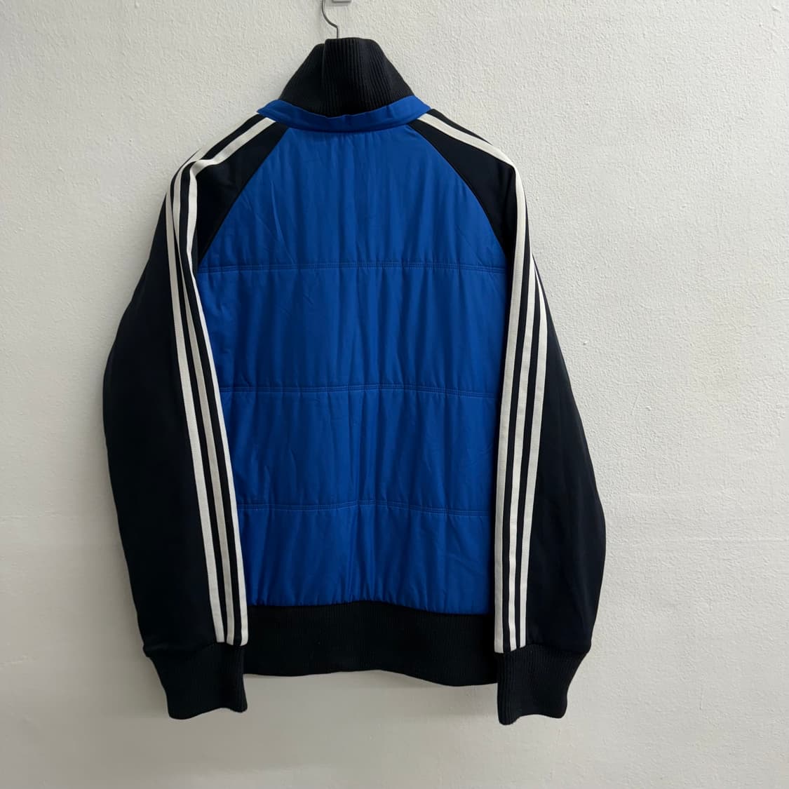 아디다스 3선 퀼팅 블루종 자켓 (100) 상품이미지3