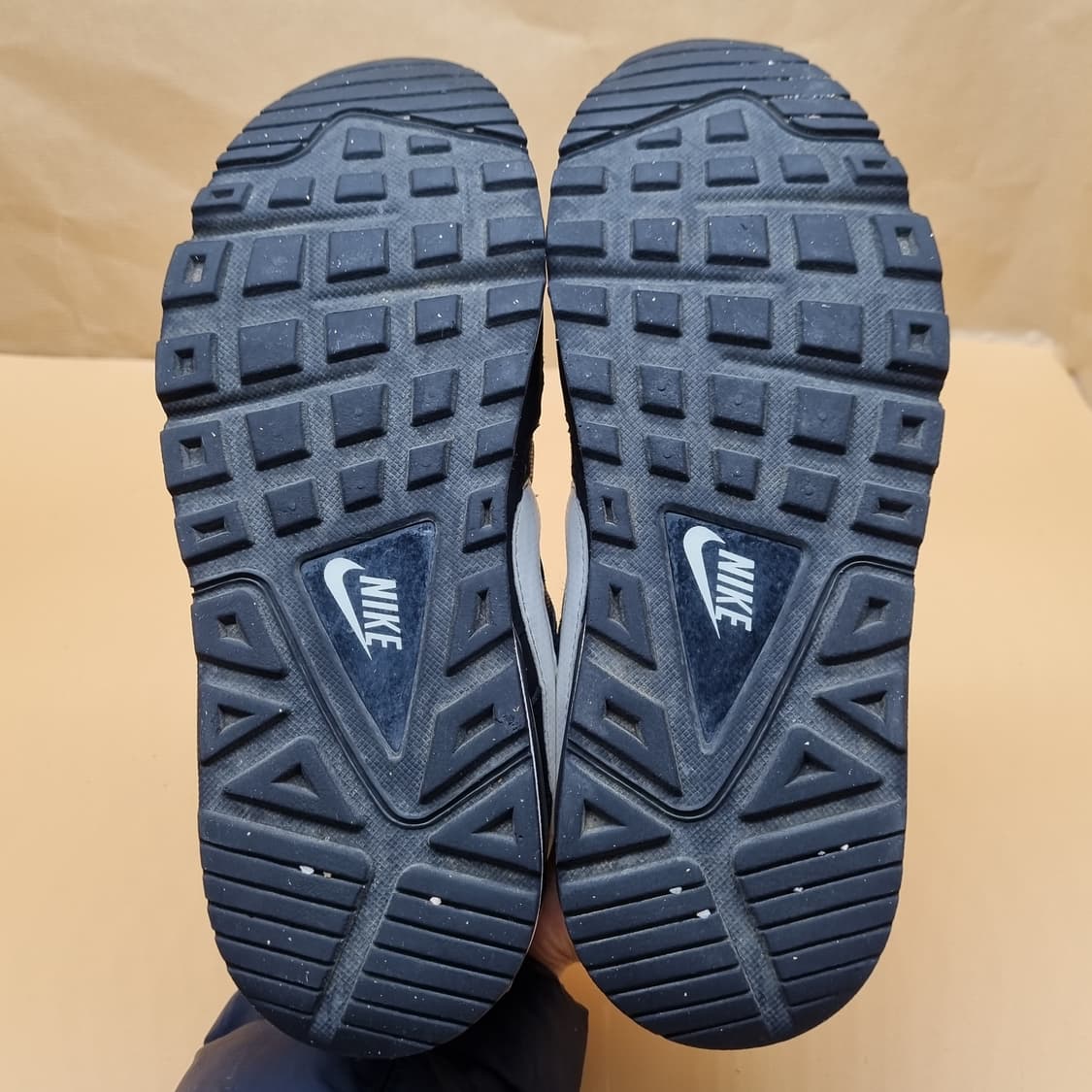 나이키 에어맥스 커맨드 여성운동화230  상품이미지3