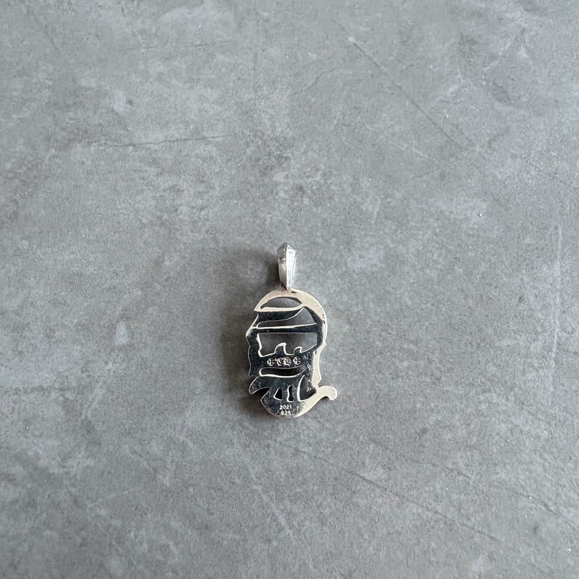 크롬하츠 CH 버티컬 로고 펜던트 상품이미지2