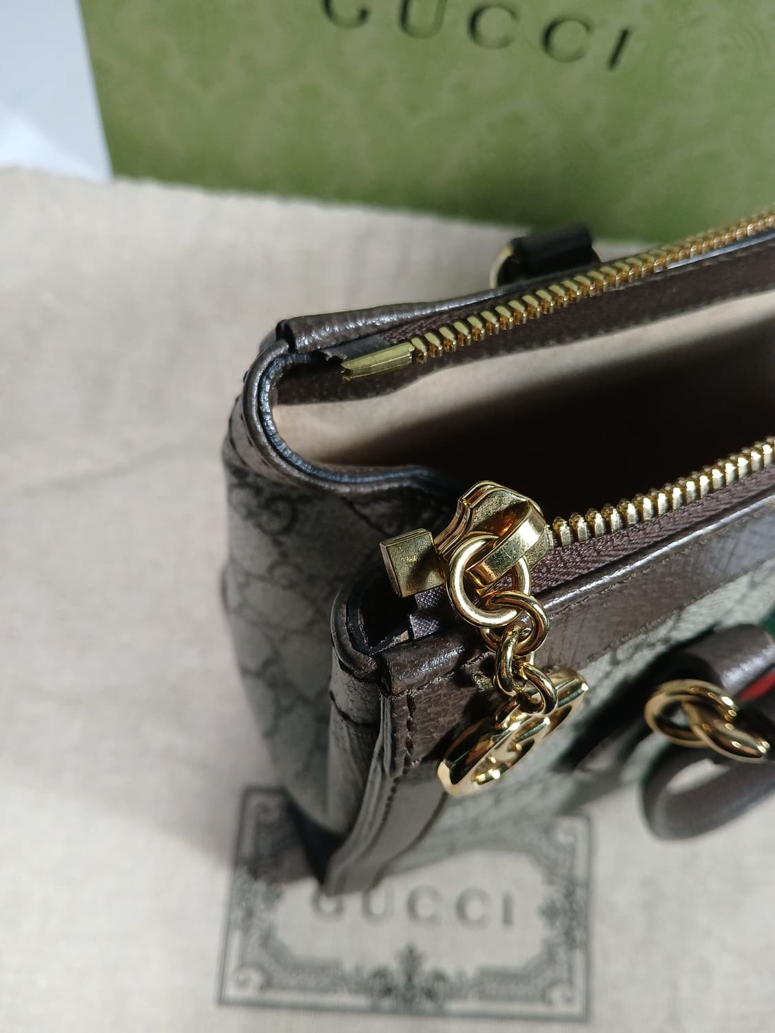 구찌 GG 오피디아 토트백 스몰 547551 상품이미지9