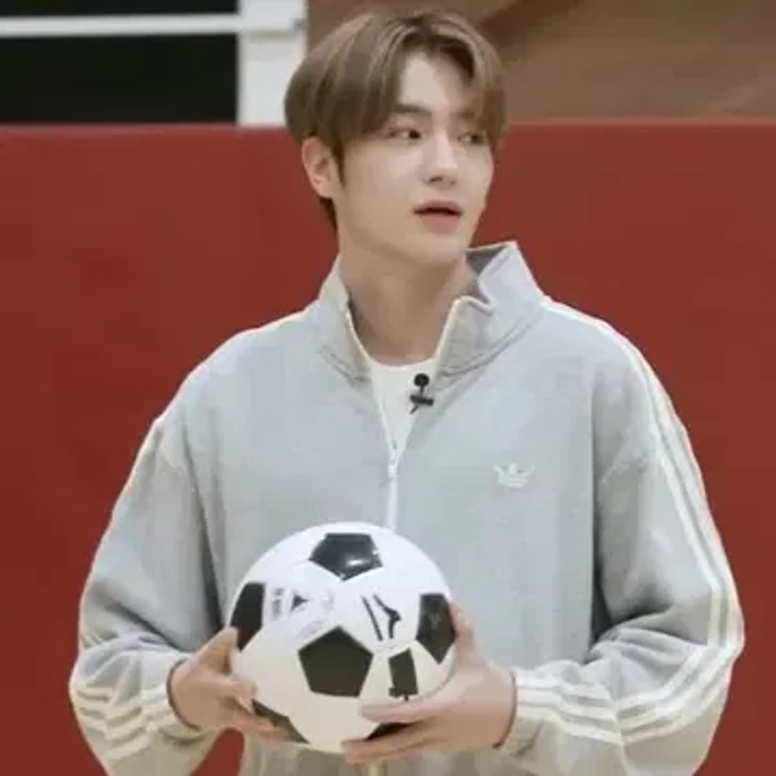 아디다스 스케이트보딩 트랙자켓 져지 그레이 HC2188 상품이미지2