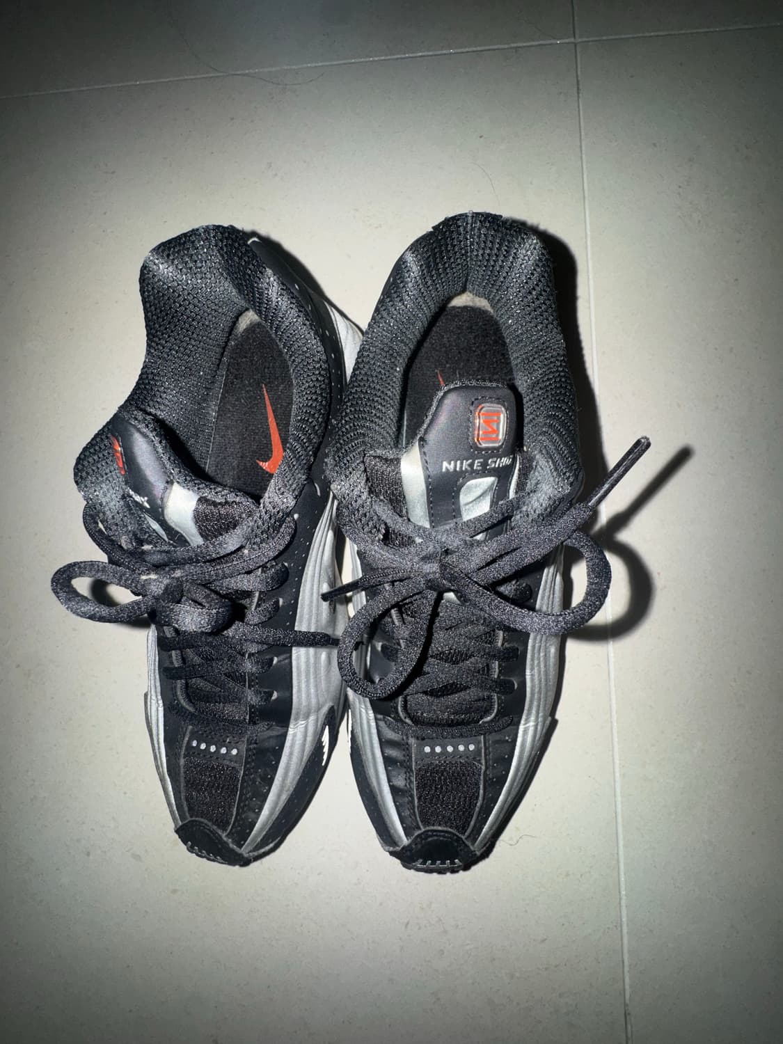 나이키 샥스 240 급처 상품이미지3