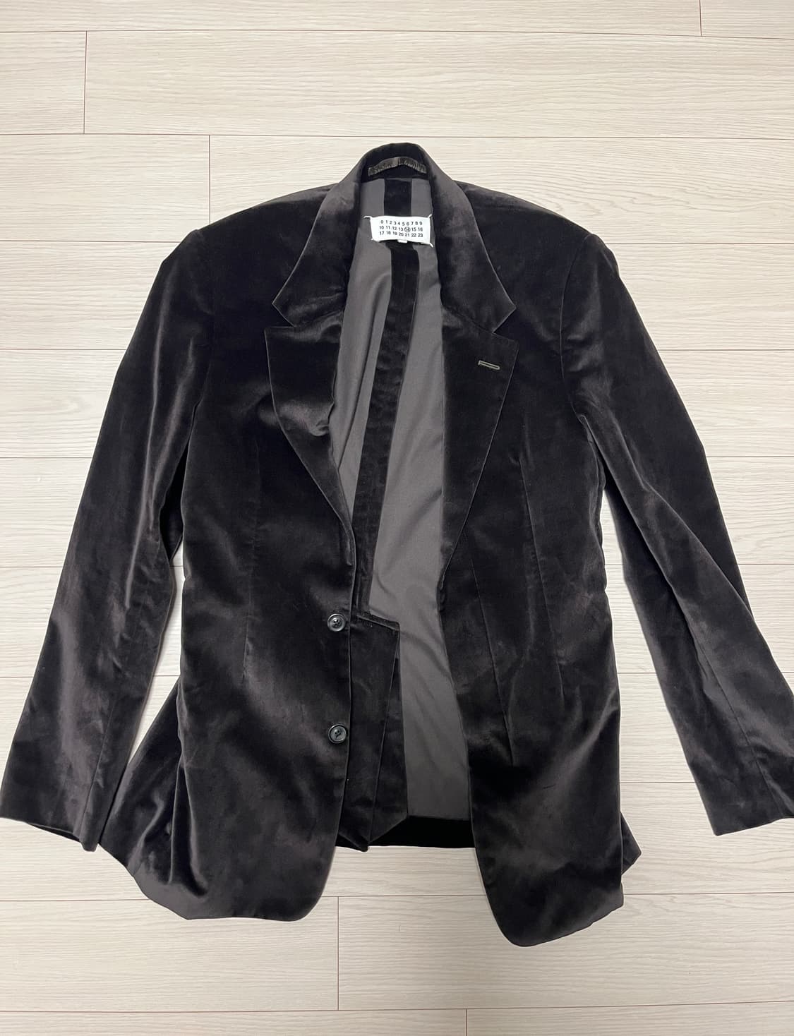 [빠른판매]마르지엘라 벨벳 블레이저 상품이미지1