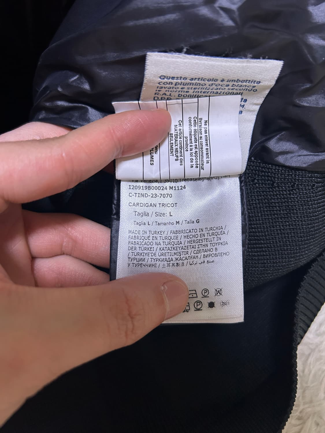 [L, 새상품급] 몽클레어 빅로고 니트패딩 가디건 상품이미지4