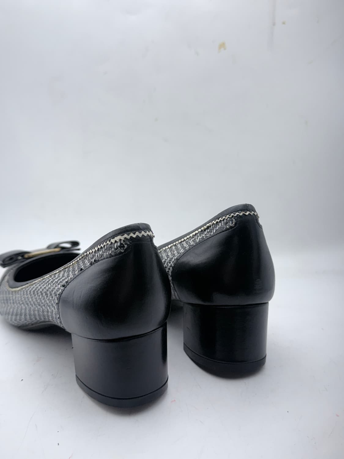 정품)페라가모 240 상품이미지4